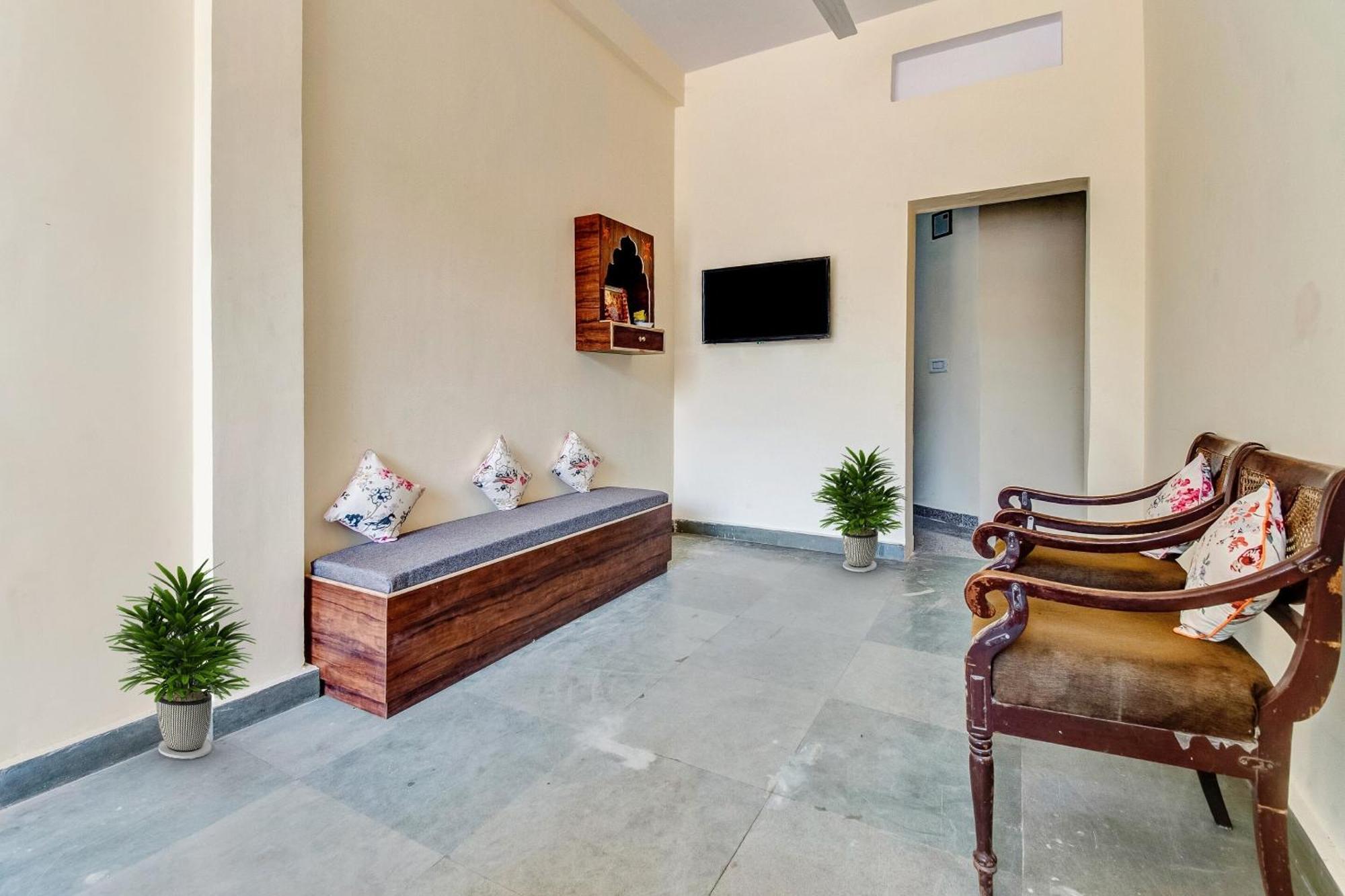 Hotel O Maan Bagh Palace ジャイプール エクステリア 写真